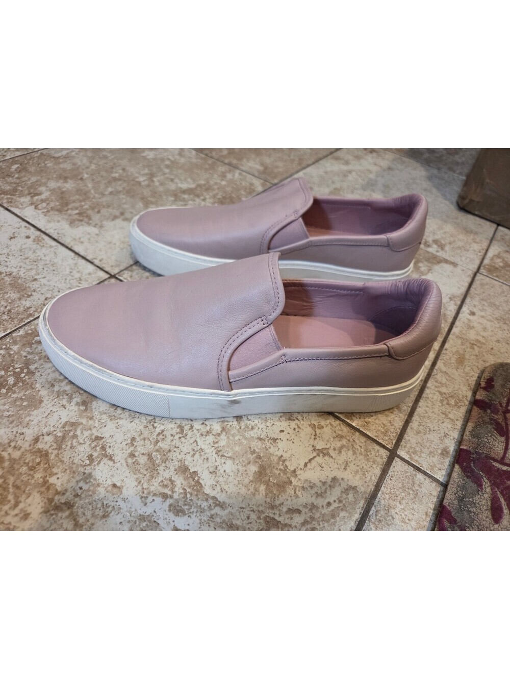 UGG Women's Jass slip-on sneakers in a dusty rose leather / white platform sole - Picture 5 of 11